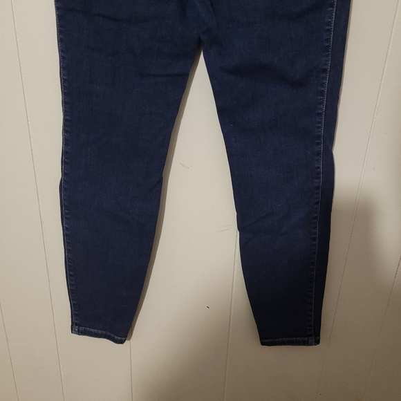 Torrid Midfit Super Skinny High Rise Stretch Size 16T - Picture 7 of 9